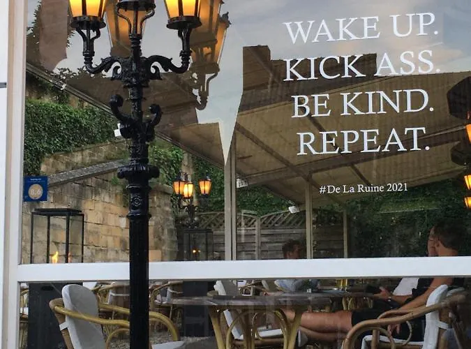 De La Ruine ベッド・アンド・ブレックファスト ファルケンブルフ