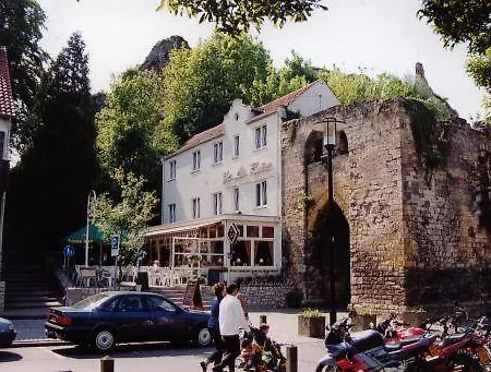 Panzió De La Ruine 2*